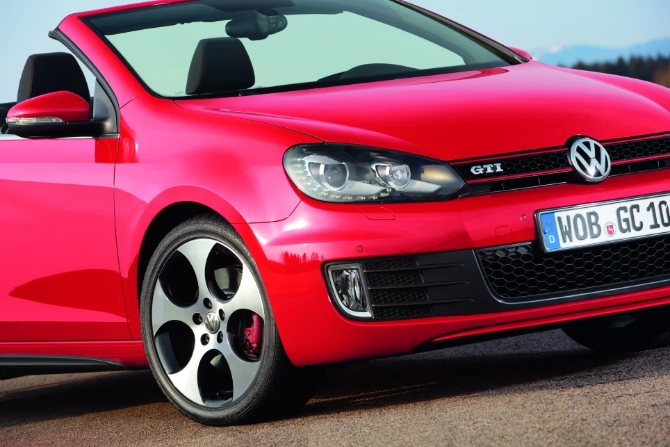 Golf GTi cabriolet face avant Golf Gti