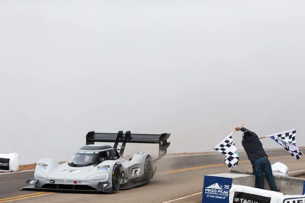 Romain Dumas F Volkswagen I.D. R Pikes Peak Large 8484 1