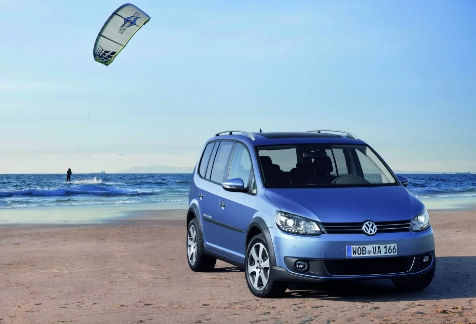 VW Cross Touran