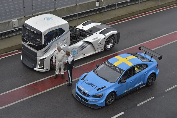 VOLVO DUEL 2