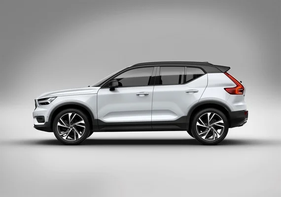 Volvo XC 2018 9