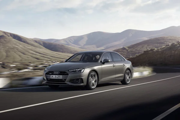 Audi A4 facelift 2019 5