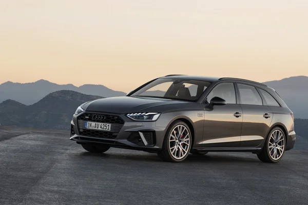 Audi A4 facelift 2019 7