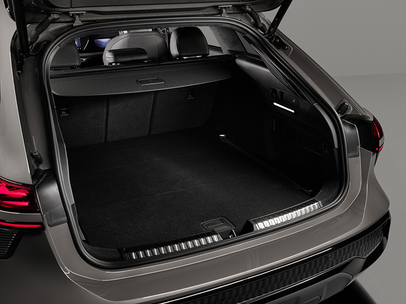 Coffre Audi A6 allroad coffre ouvert siège en place