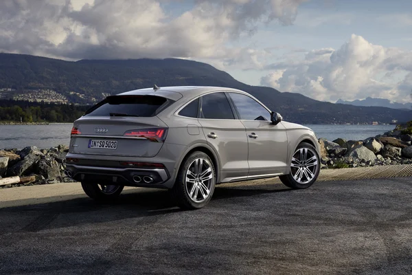 Audi Q5 Sportback 2021 1