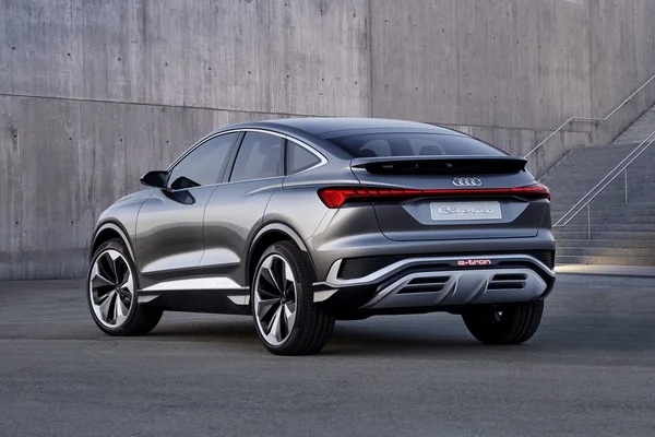 Audi Q4 Sportback Concept 5