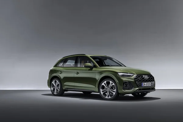 Audi Q5 5