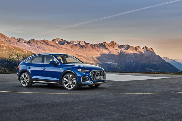 Audi Q5 Sportback 7