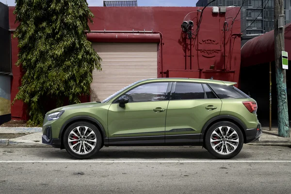 Audi SQ2 2021 1
