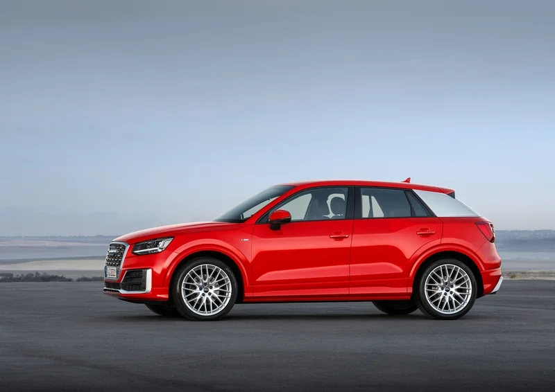 Audi Q2 12