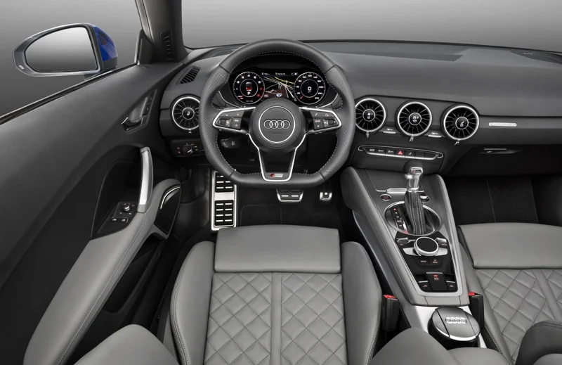 Roadster AUDI TT 5 intérieur