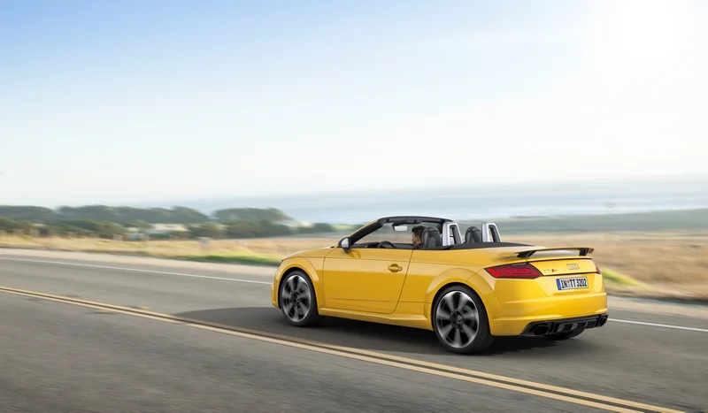 Audi TT RS Roadster 11