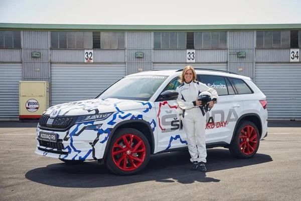 9.29.84 pour le Skoda Kodiaq vRS 7