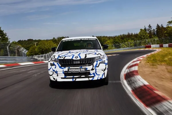 9.29.84 pour le Skoda Kodiaq vRS 8