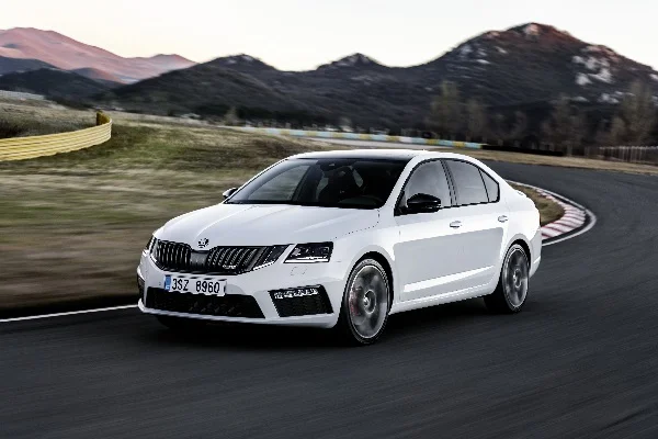 Skoda Octavia RS Berline 2017 1