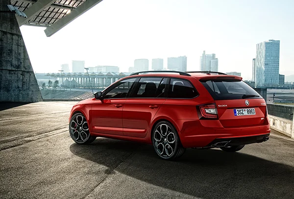 Skoda Octavia 245 Break 1
