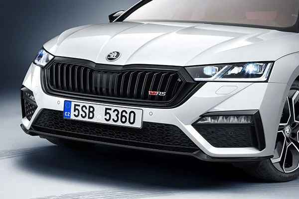 OCTAVIA RS iV 2 jpg