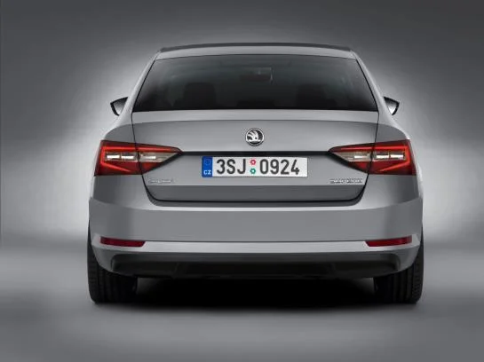 Nouvelle Skoda Superb 3 6