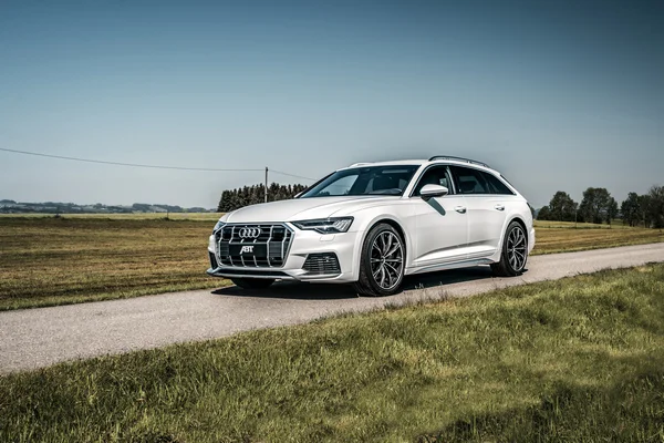 Audi A6 allroad GR 20 mattblack 2
