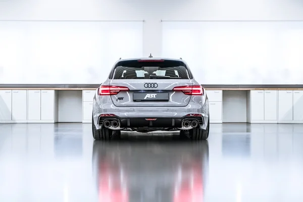 ABT RS4 R 2018 3