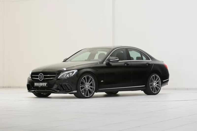 Brabus revisite la Mercedes Classe C 16