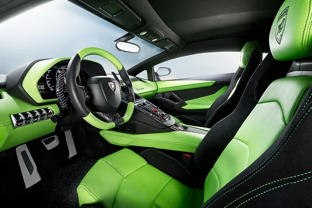 Lambo Interior 72dpi