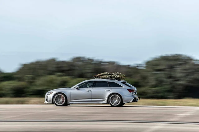 AudiRS6 Christmas 3 1024x683