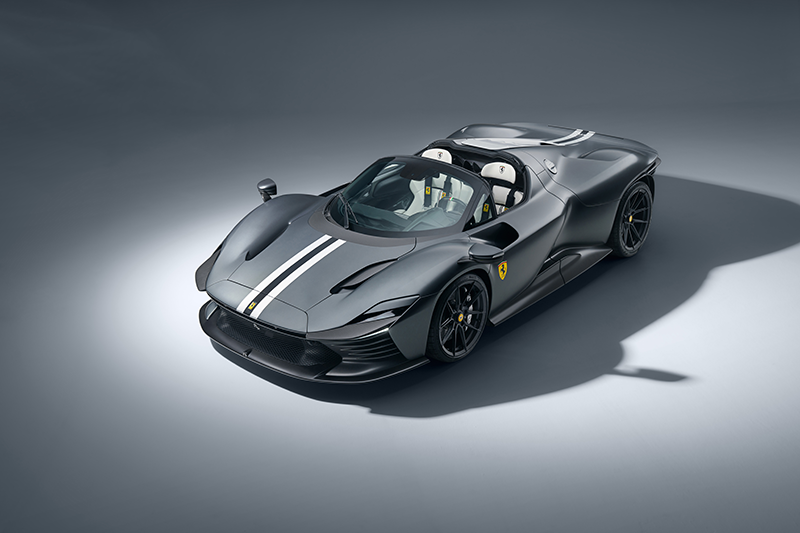Ferrari Daytona SP3 Icona NOVITEC 868 ch vue 3/4 au-dessus, jantes NF10 20/21 pouces et échappement haute performance