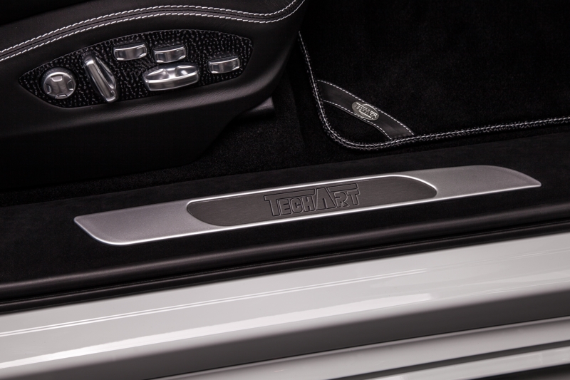 TECHART Exclusive Interior for the Porsche Macan door entry guards
