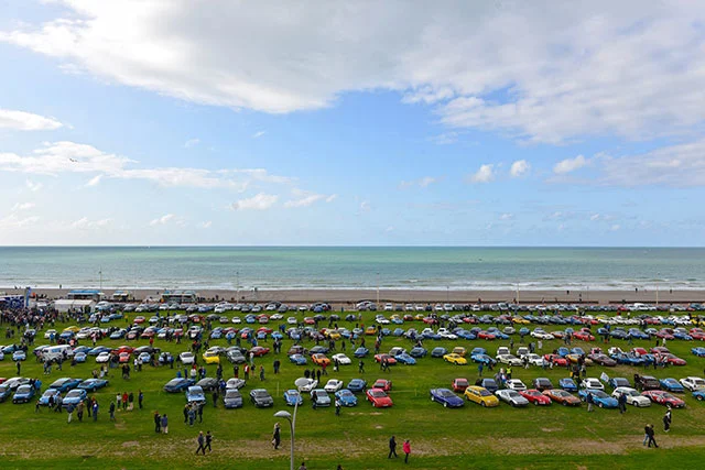 2022 Centenaire de Jean Rdl la ville de Dieppe aux couleurs dAlpine et de son fondateur