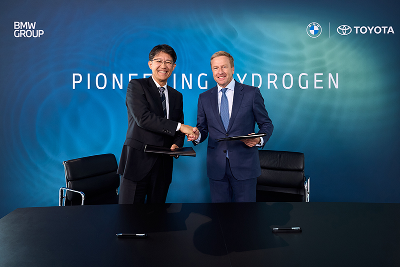 BMW TOYOTA pionner hydrogene 1 copie