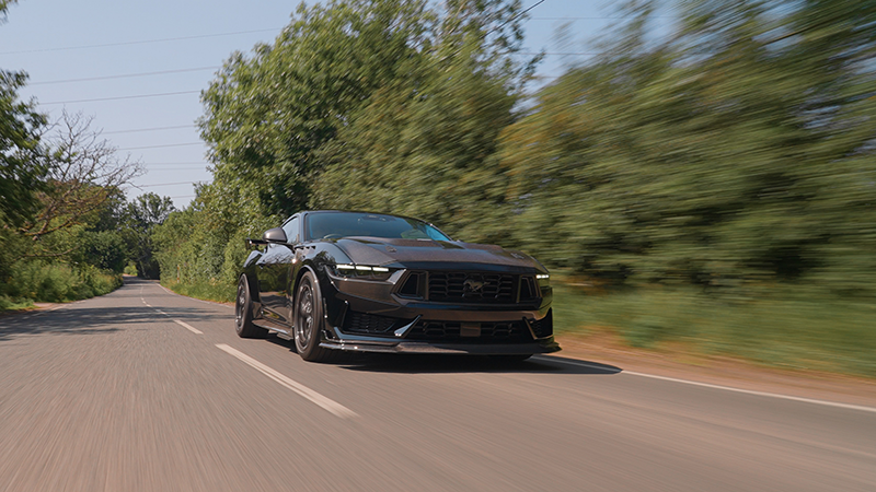 CS800DH Mustang 1 copie