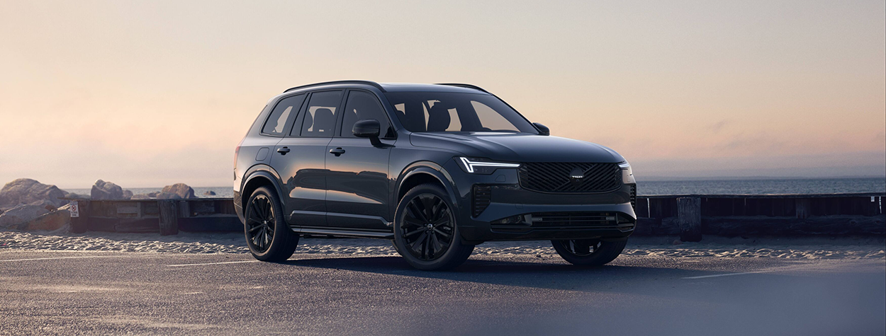 Volvo XC 90 Black Edition 4 intr