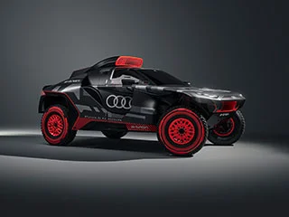 Audi RS Q e Tron intr