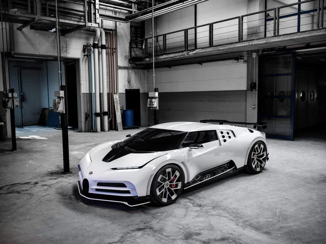 Bugatti Centodieci 1