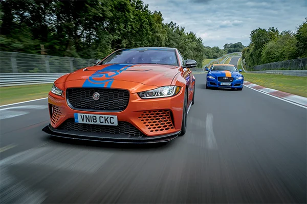 Taxi Race Nurburgring Jaguar 2