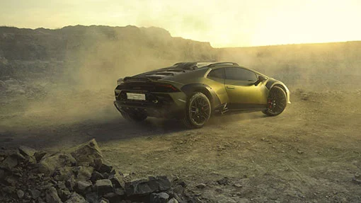 Huracan Sterrato 2023 intr