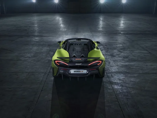 MCLAREN 600 LT Spider 2
