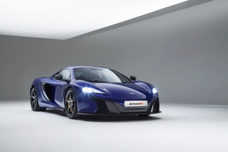 01 McLaren 650S Coupe