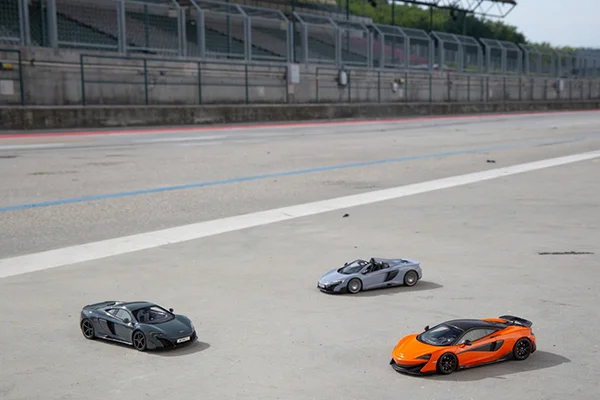 Miniature Mc Laren 2