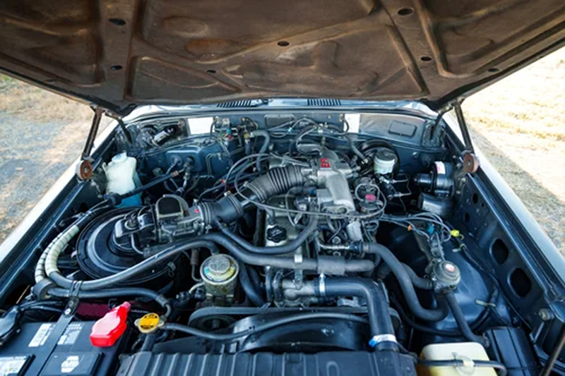 Moteur 6 cylindres en ligne Toyota 3F-E restauré et révisé Projet Poseidon